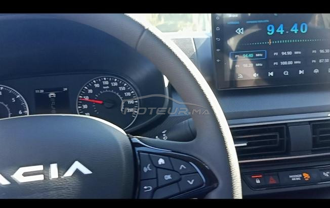 Dacia Logan très neuf première main 