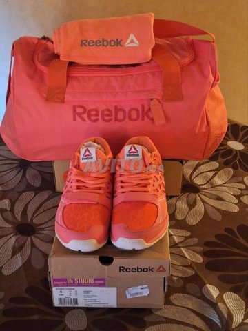 REEBOK  LOT - BASKETS＋SAC Sport＋SERVIETTE(T36/37)