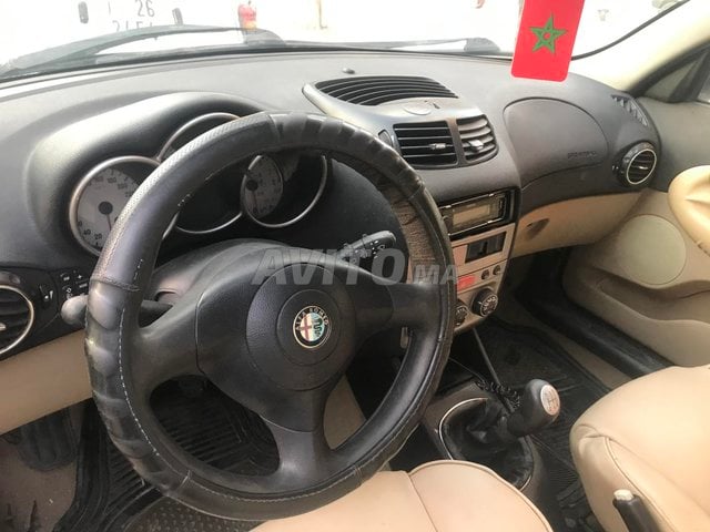 Alfa Romeo 147 Essence Manuelle 2002 à Marrakech