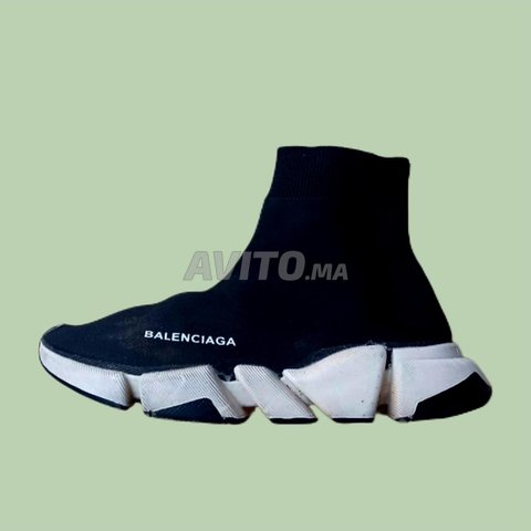  Baskets Balenciaga Speed en bon état d'origine.