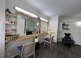 صالون حلاقة للسيدات