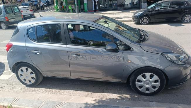 Opel Corsa Essence Manuelle 2018 à Tanger