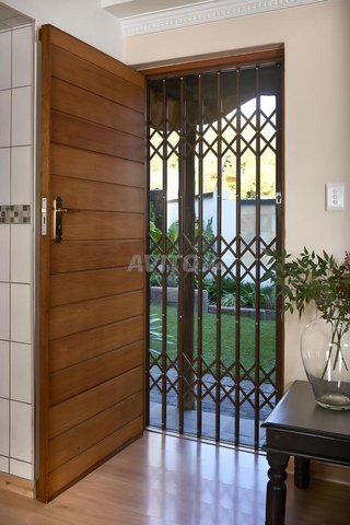 Grille de sécurité pour porte d’entrée et fenêtres