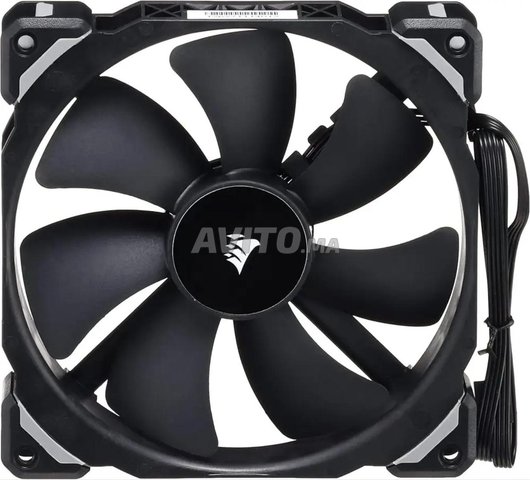 Corsair ML140 PRO Ventilateur 140mm PWM Premium