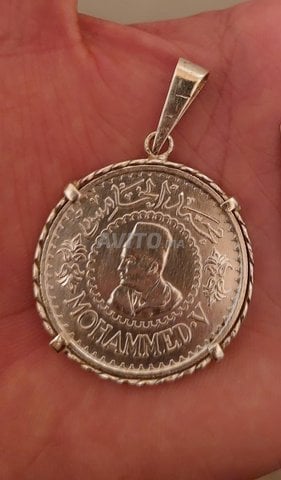 pendentif no9ra 