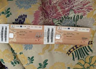 2 ticket kid cudi gold