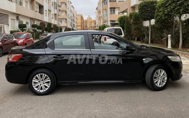 Peugeot 301 Essence Automatique 2014 à Casablanca