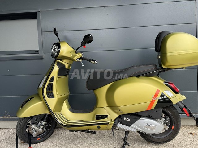 Vespa GTS Super sport 