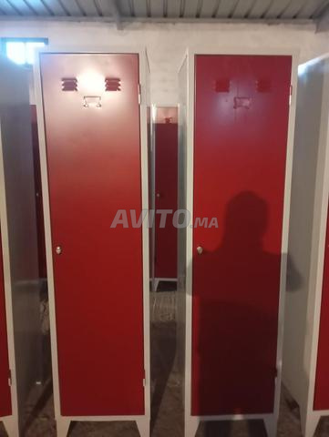 Armoire casier vestiaire métallique monobloc 