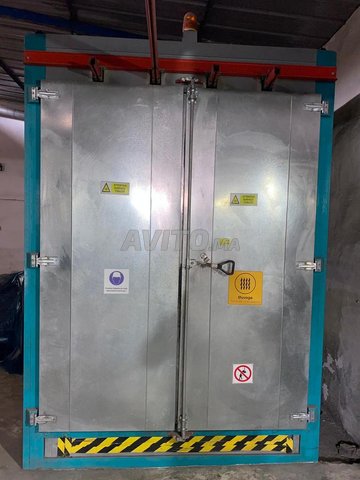 Vente four peinture epoxy 4m