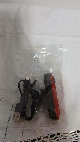 feu rouge pour vélos et trotinette - 2