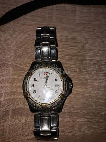 montre swiss military