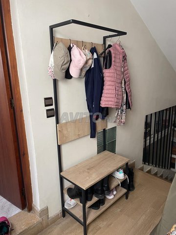Meuble chaussures et porte-manteaux