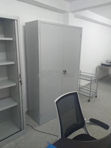 Armoire métallique haute a deux portes rideaux @@