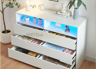 Commode avec niche laid