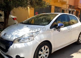 بيجو 208 ديزل يدوي 2015 في سطات