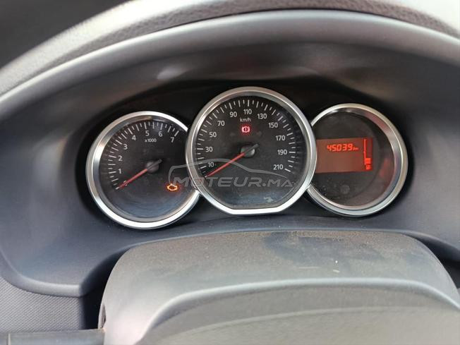   سيارة من نوع داسية سنديرو جديدة بدون مكيف