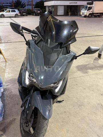 Tmax 560 modèle 2020 WW Maroc très bien entretenu  - 2