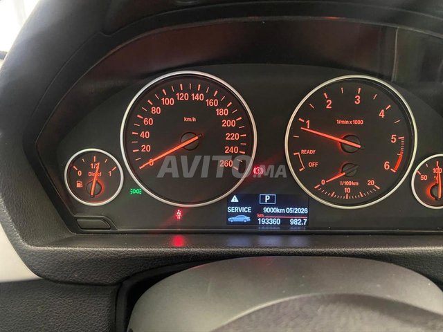 BMW Série 3 Diesel Automatique 2017 à Casablanca