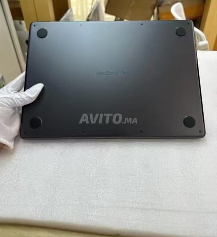 MacBook Air M3 512/16GB