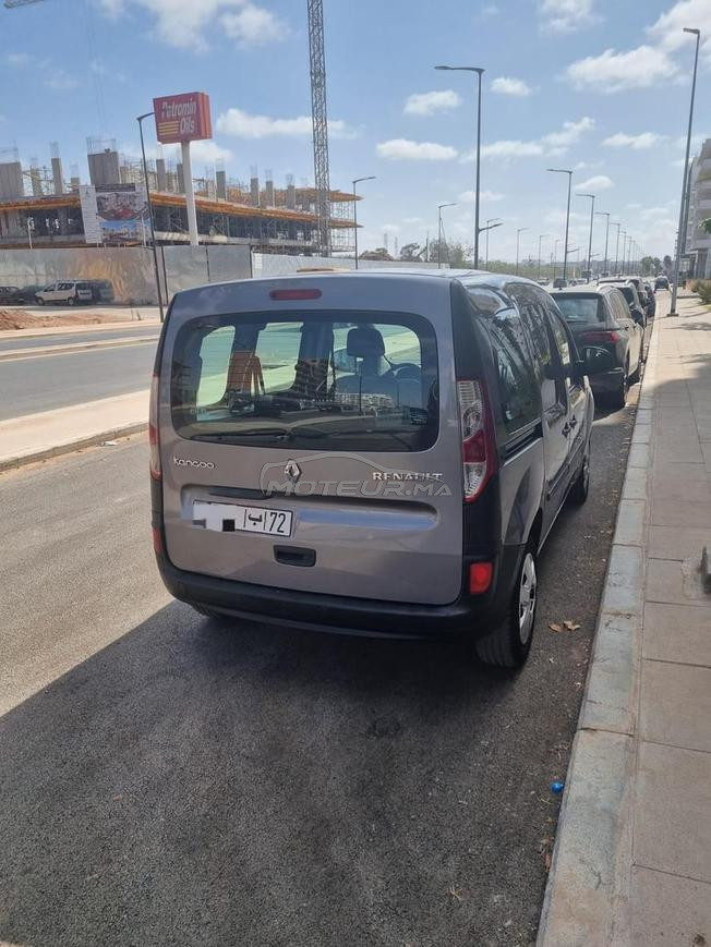 kangoo 1ère main en excellent état 