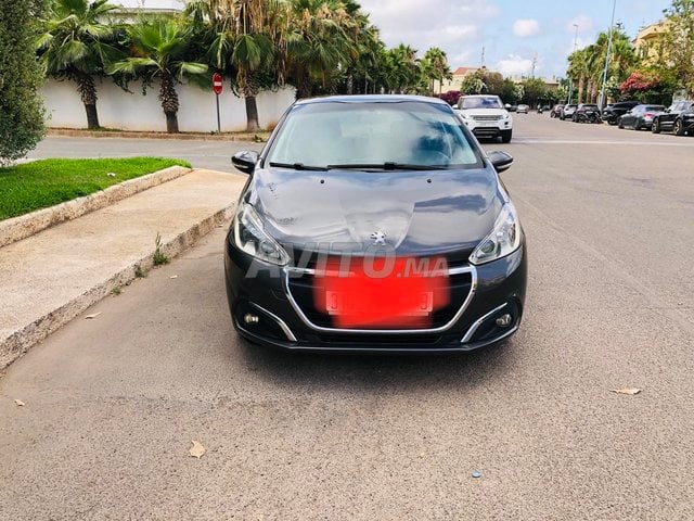 Peugeot 208 LPG Manuelle 2019 à Casablanca