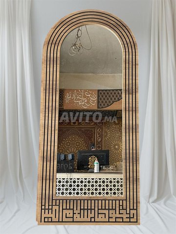 miroir mural décoratif en mdf avec motif décoratif
