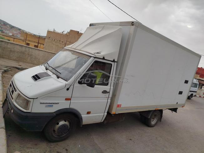 سيارة مزال جديدة