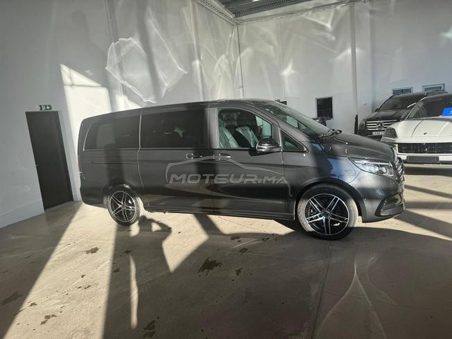 Mercedes Benz V300 2025 
