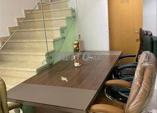 Table de réunion design moderne