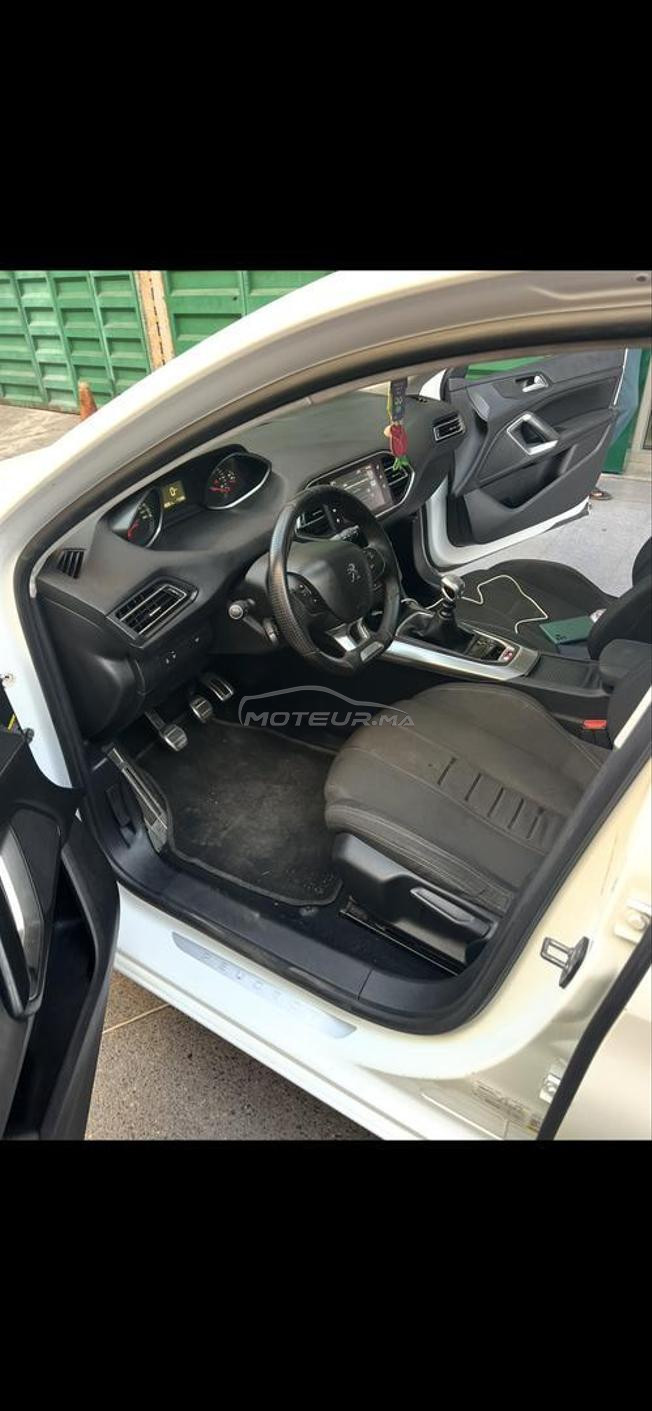 peugeot 308   2015