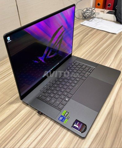 Asus zephyrus G16 ultra 9 185H avec RTX 4090