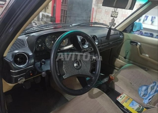 Mercedes-Benz 240 Diesel Manuelle 1981 à Nador