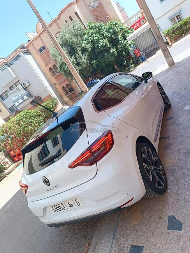 clio 5 intense 
