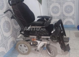fauteuil roulant électrique كرسي كهربائي متحرك