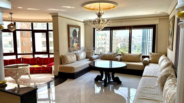 Appartement à louer 190 m² à Tanger - 2