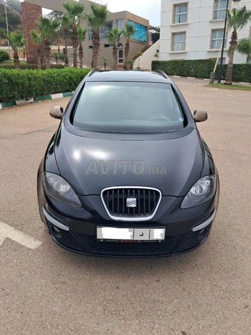 Seat Altea xl Diesel 2017 - 700 dh dariba