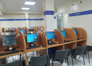 Centre d'appel Équipé à Louer à Guéliz