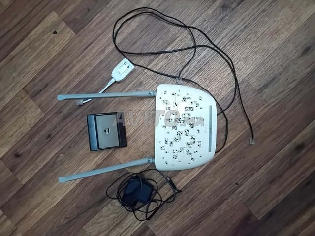 Routeur Wi-Fi avec les accessoires