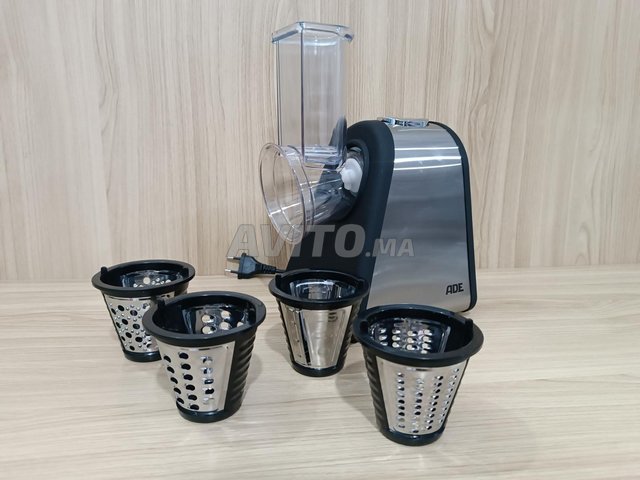 Râpe électrique universelle avec 4 embouts 500 W