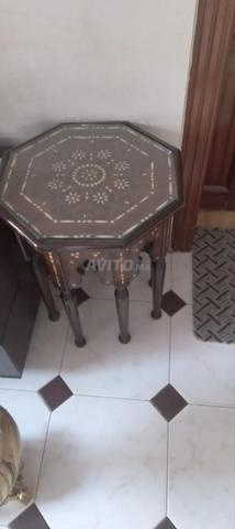 table salon marocain et 5 petites tables assorties