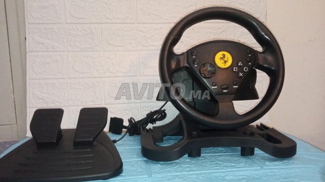Volant Accélérateur et frein - Trustmaster Ferari 