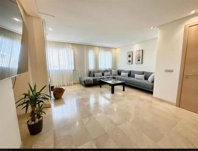 Appartement à louer 130 m² à Bouskoura - 2
