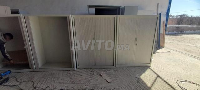 Armoire métallique haute a deux portes rideaux  - 2