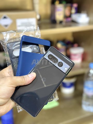 google pixel 7 pro 128gb/12 Ram télé comme neuf 