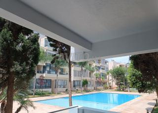 استوديو مطل على مسبح ميموزا