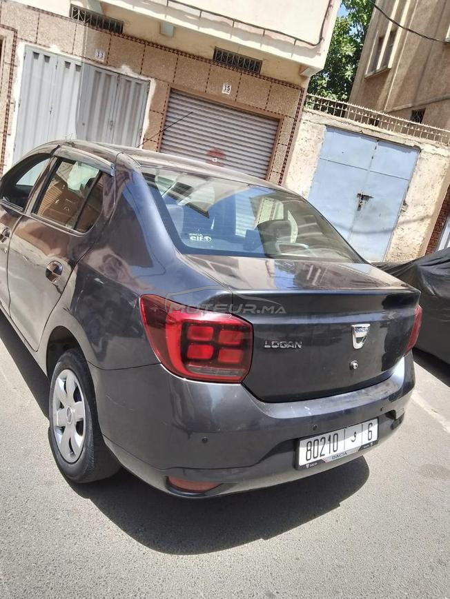 سيارة للبيع من نوع dacia logan