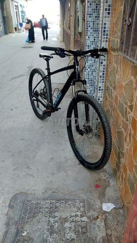 دراجة هواءية من نوع cube الثمن قابل للتفاوض 