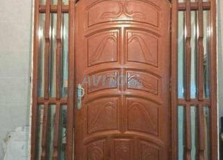 Grande Porte  en bois باب خشبي كبير