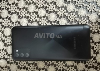 Samsung galaxy a02s 64go et 4 f ram